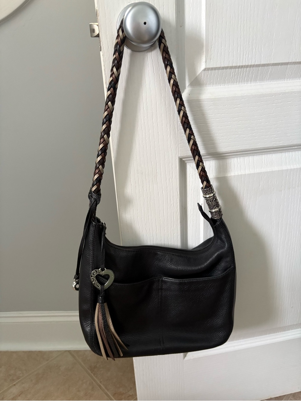 Brighton Barbados hobo shoulder bag made of black pebbled leather w/zipper top